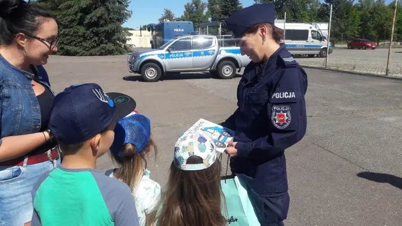 wycieczka do oddziału prewencji Policji w Łodzi przedszkole prywatne Łódź